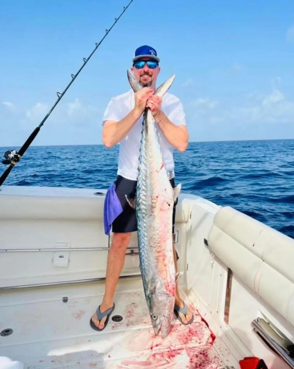 Offshore Fishing Bonanza — photo 1